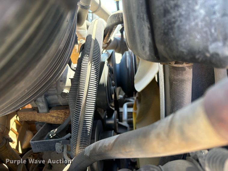 image for item YA2890 2007 International 7600 dump truck