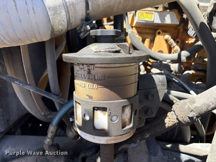 image for item YA2890 2007 International 7600 dump truck