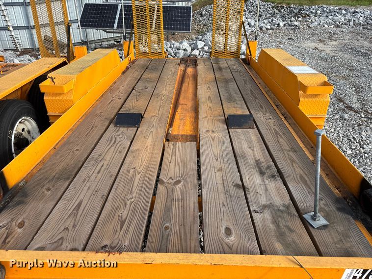 image for item YA3084 2020 Lucon 5T142BW-HDP equipment trailer