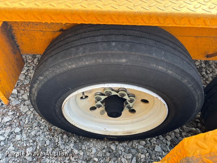 image for item YA3084 2020 Lucon 5T142BW-HDP equipment trailer