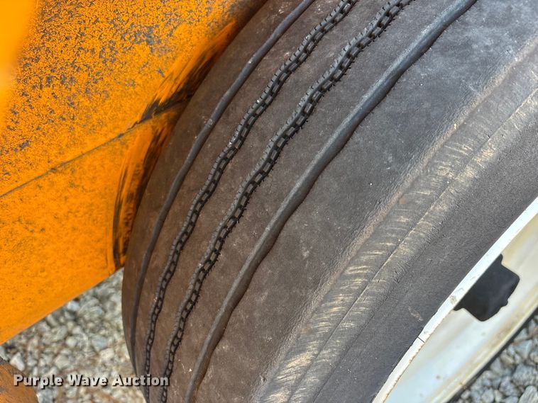 image for item YA3084 2020 Lucon 5T142BW-HDP equipment trailer