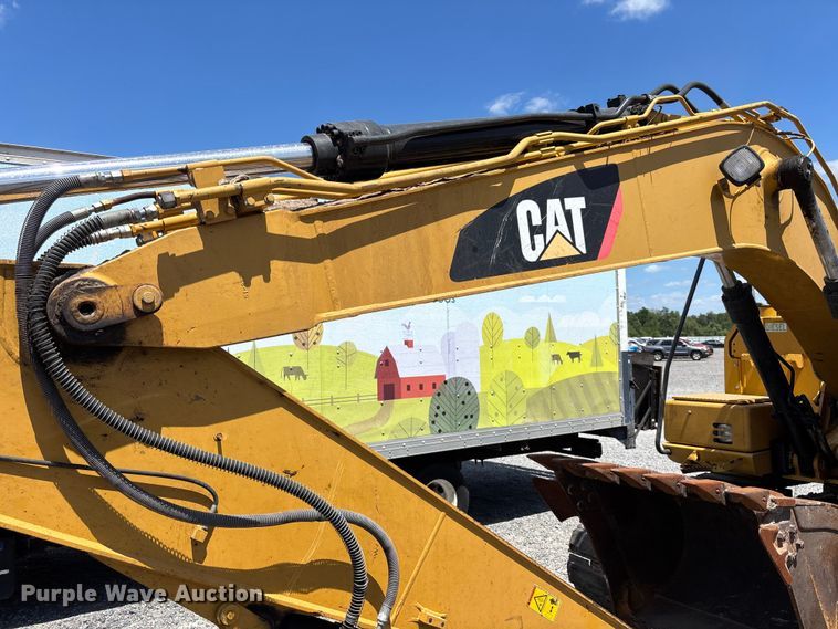 image for item YA3314 2018 Caterpillar 313F L GC excavator