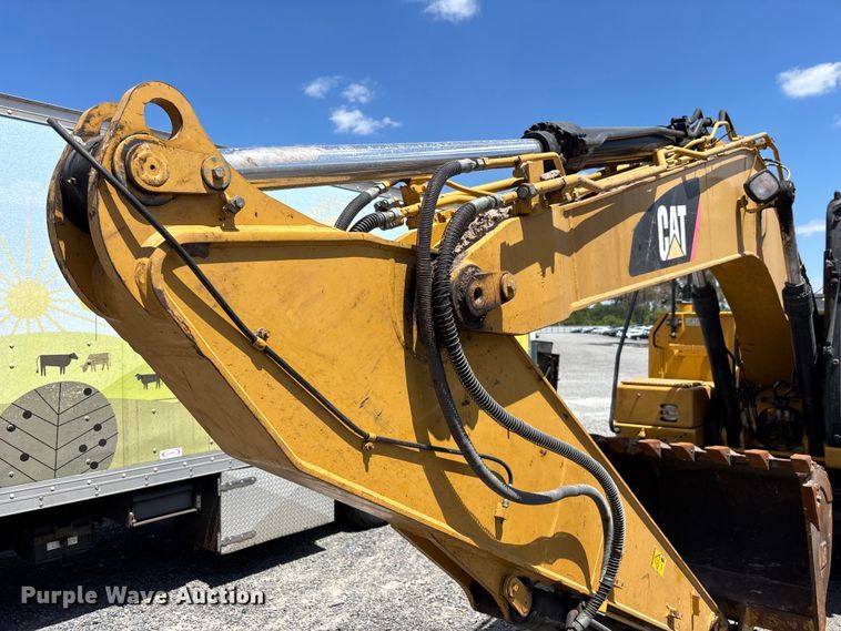 image for item YA3314 2018 Caterpillar 313F L GC excavator
