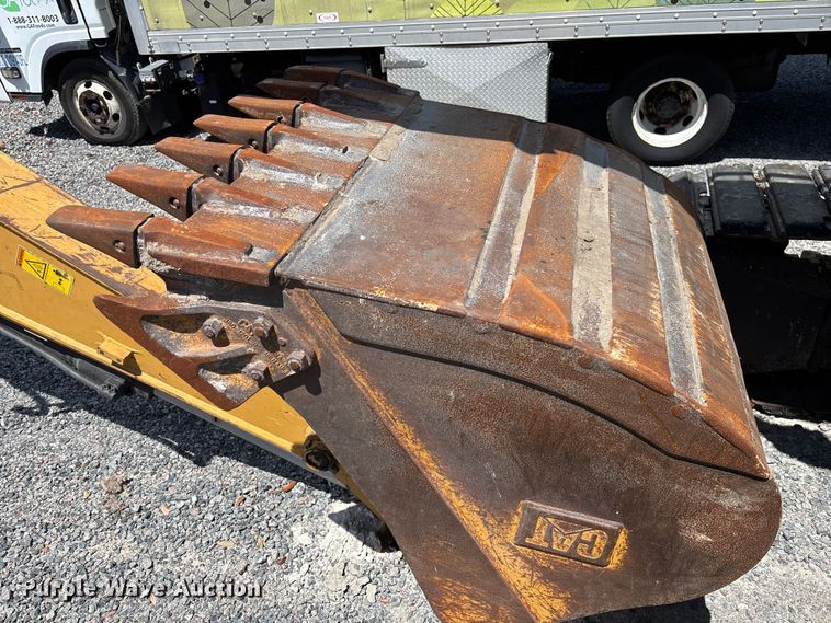 image for item YA3314 2018 Caterpillar 313F L GC excavator
