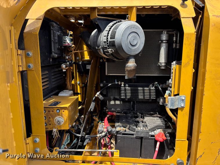 image for item YA3314 2018 Caterpillar 313F L GC excavator