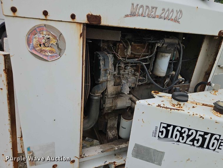 image for item YA3401 2010 Bandit 200 wood chipper