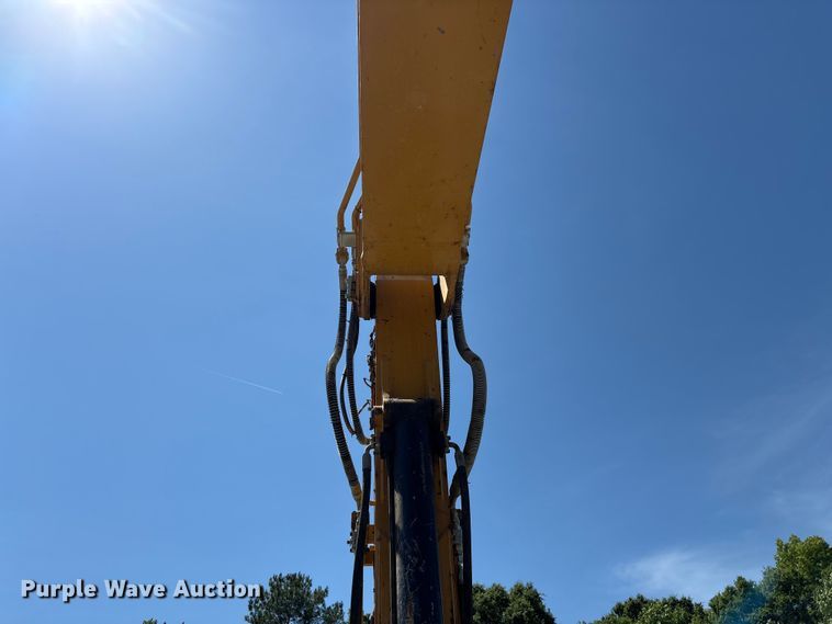 image for item YA3515 2024 Caterpillar 320 excavator