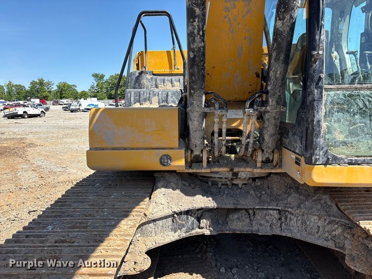 image for item YA3515 2024 Caterpillar 320 excavator