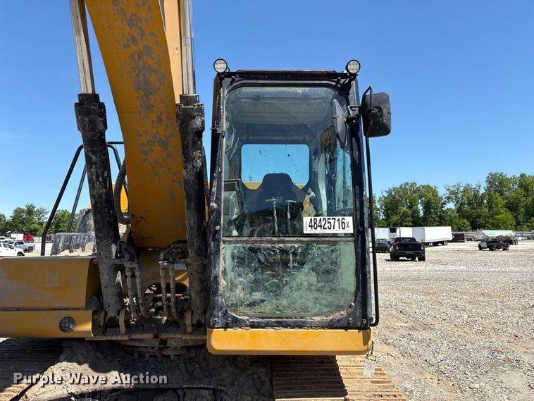 image for item YA3515 2024 Caterpillar 320 excavator