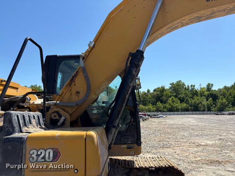 image for item YA3515 2024 Caterpillar 320 excavator