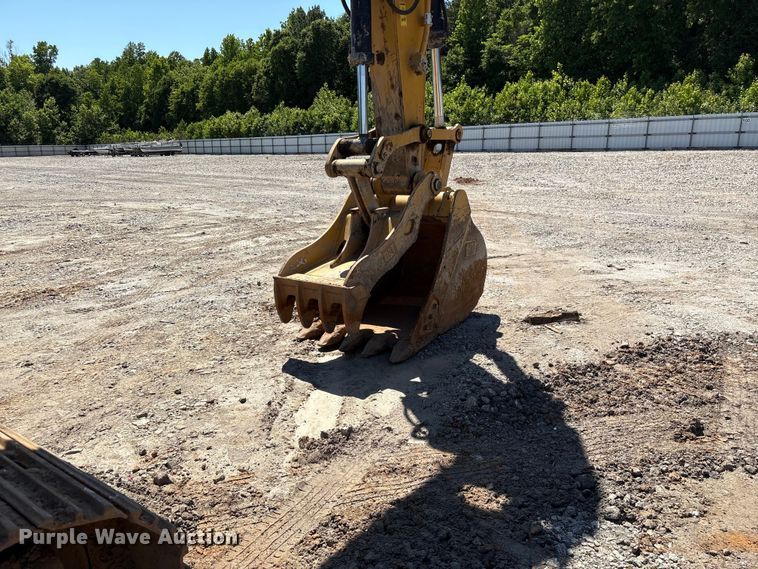 image for item YA3515 2024 Caterpillar 320 excavator