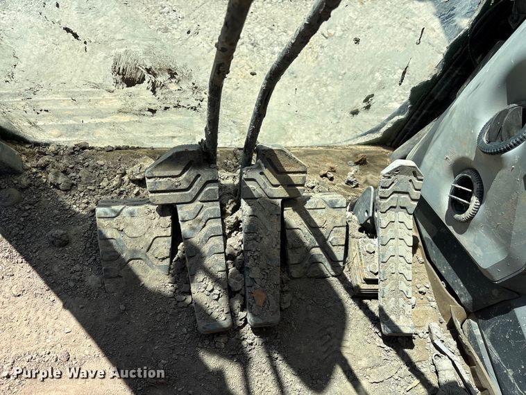 image for item YA3515 2024 Caterpillar 320 excavator