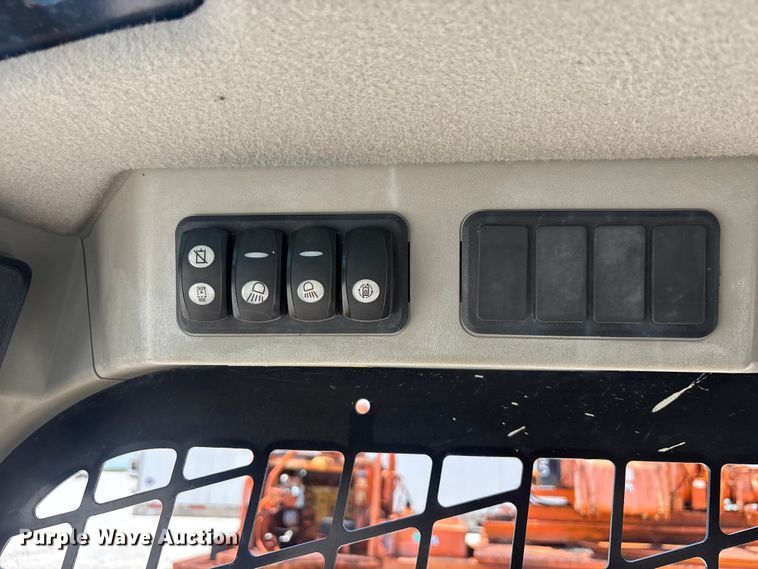 image for item YA3540 Caterpillar 259D tracked skid steer loader