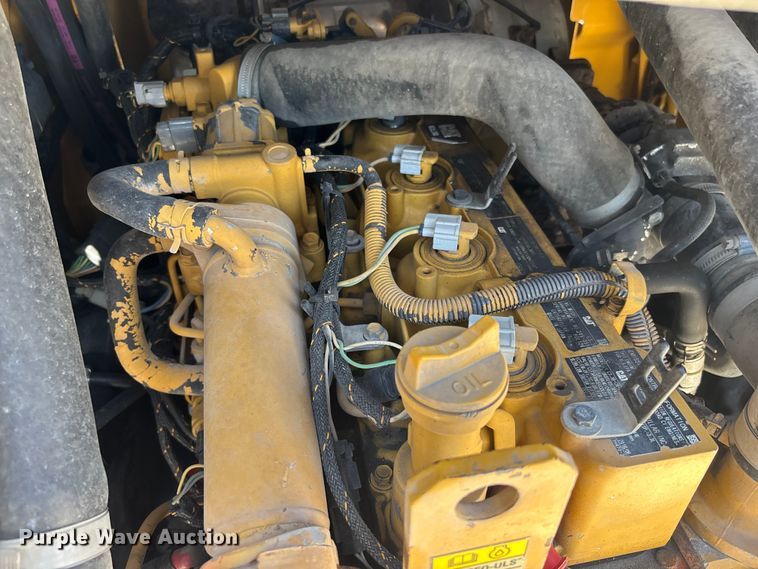 image for item YA3540 Caterpillar 259D tracked skid steer loader