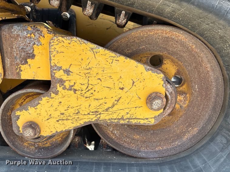 image for item YA3540 Caterpillar 259D tracked skid steer loader