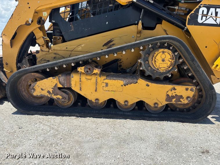 image for item YA3540 Caterpillar 259D tracked skid steer loader