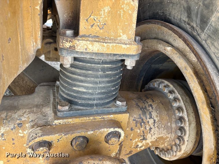 image for item YA3715 Caterpillar 740 articulated haul truck