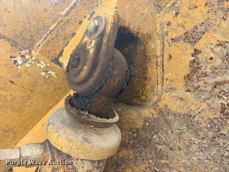 image for item YA3715 Caterpillar 740 articulated haul truck