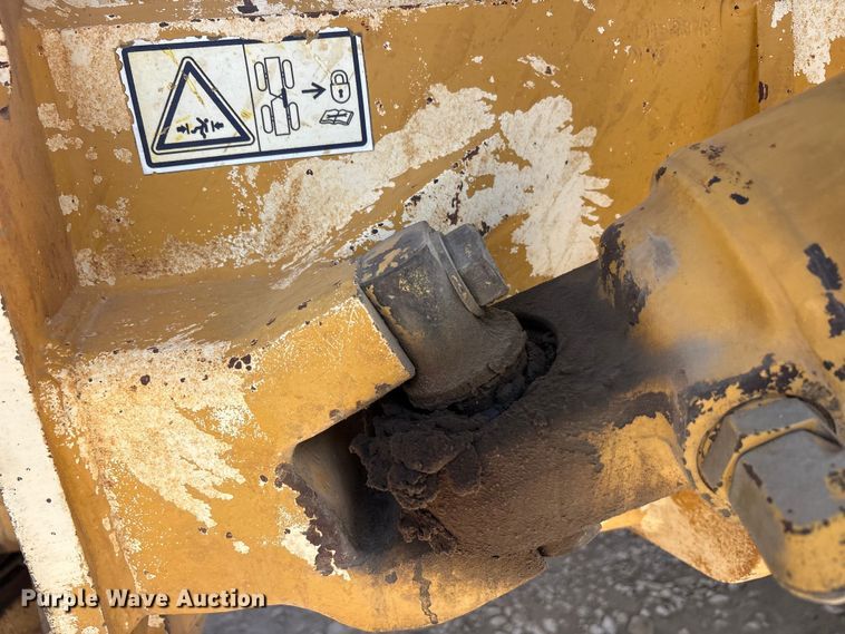 image for item YA3715 Caterpillar 740 articulated haul truck