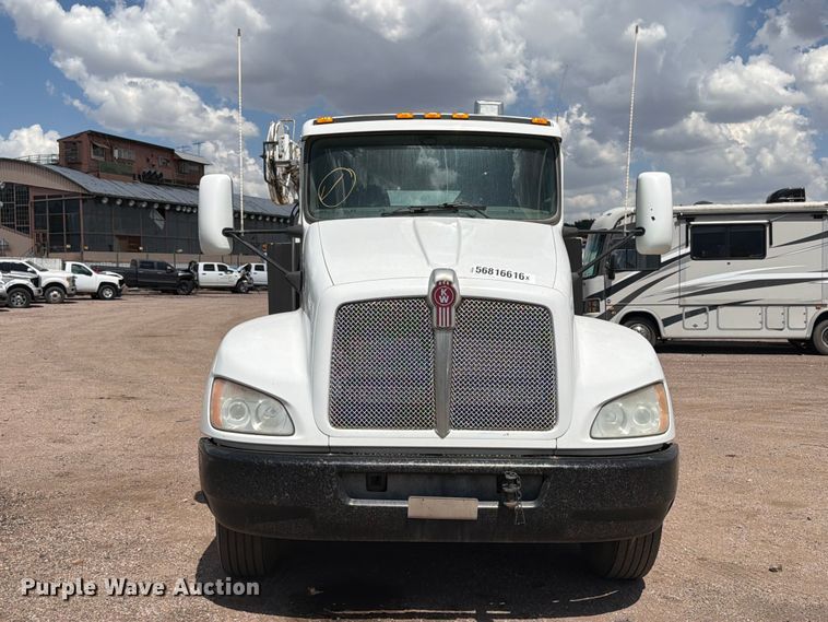 image for item YA3820 2013 Kenworth T370 utility / service truck