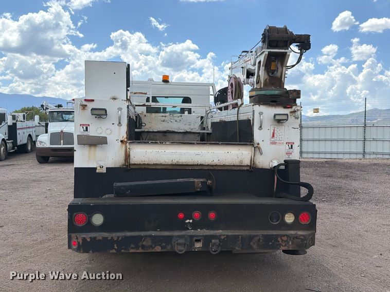 image for item YA3820 2013 Kenworth T370 utility / service truck