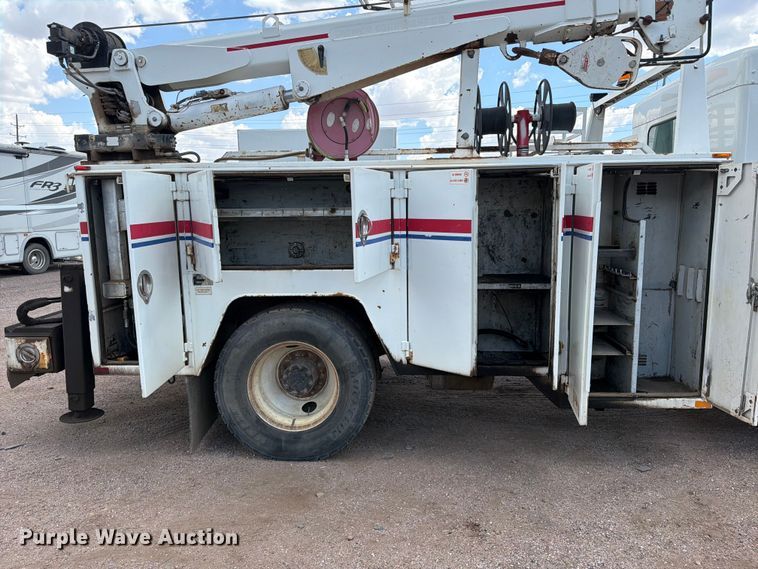 image for item YA3820 2013 Kenworth T370 utility / service truck