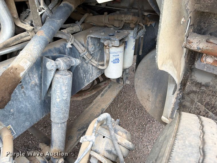 image for item YA3820 2013 Kenworth T370 utility / service truck