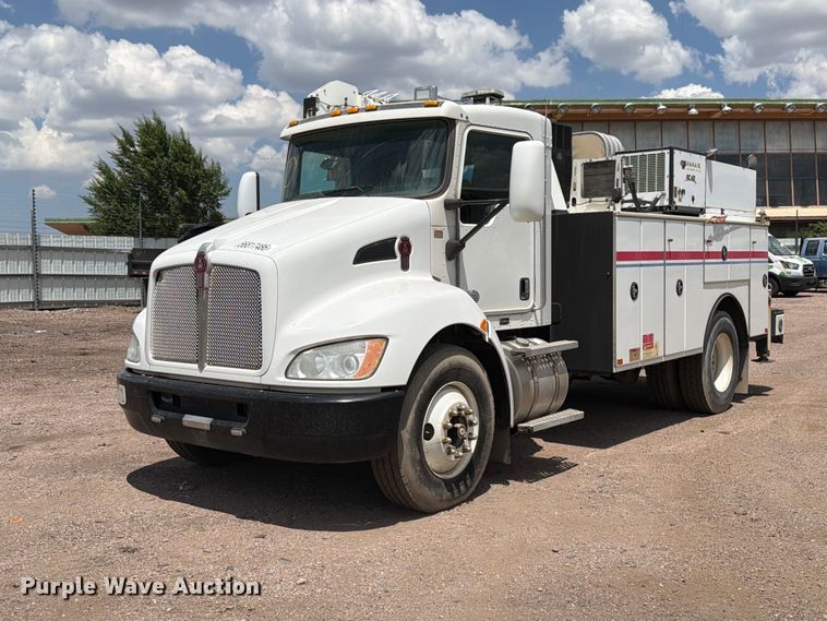 image for item YA3821 2013 Kenworth T370 utility / service truck