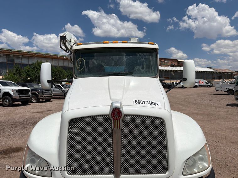 image for item YA3821 2013 Kenworth T370 utility / service truck