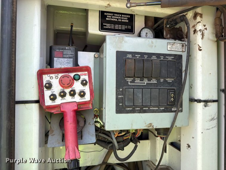 image for item YA3821 2013 Kenworth T370 utility / service truck