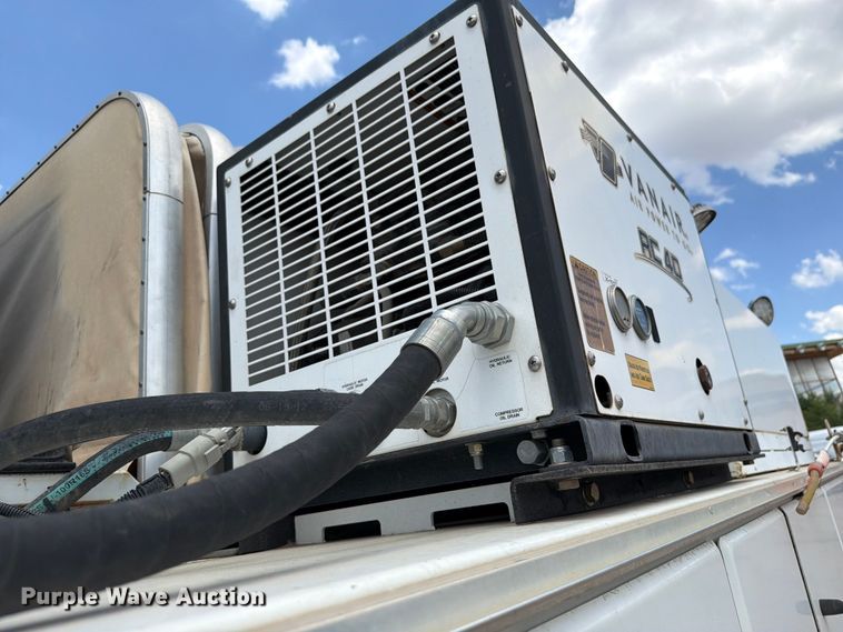image for item YA3821 2013 Kenworth T370 utility / service truck