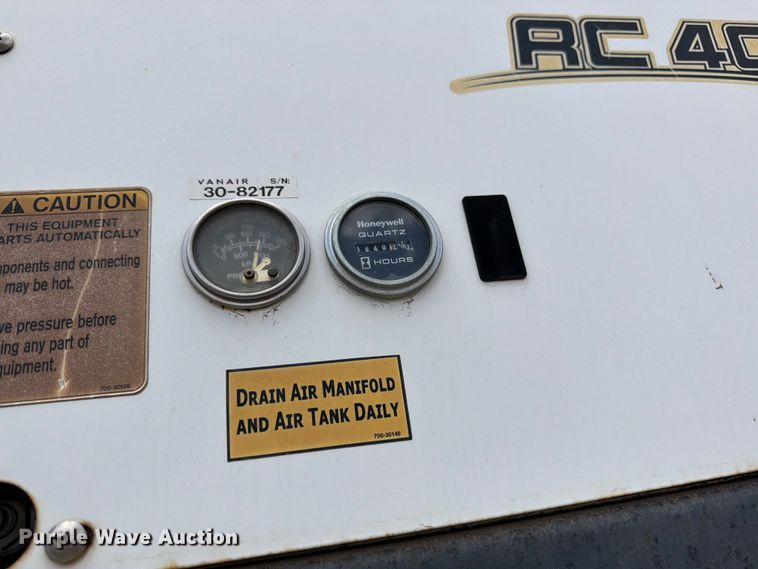 image for item YA3821 2013 Kenworth T370 utility / service truck
