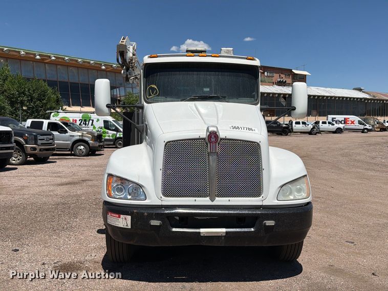 image for item YA3822 2013 Kenworth T370 utility / service truck