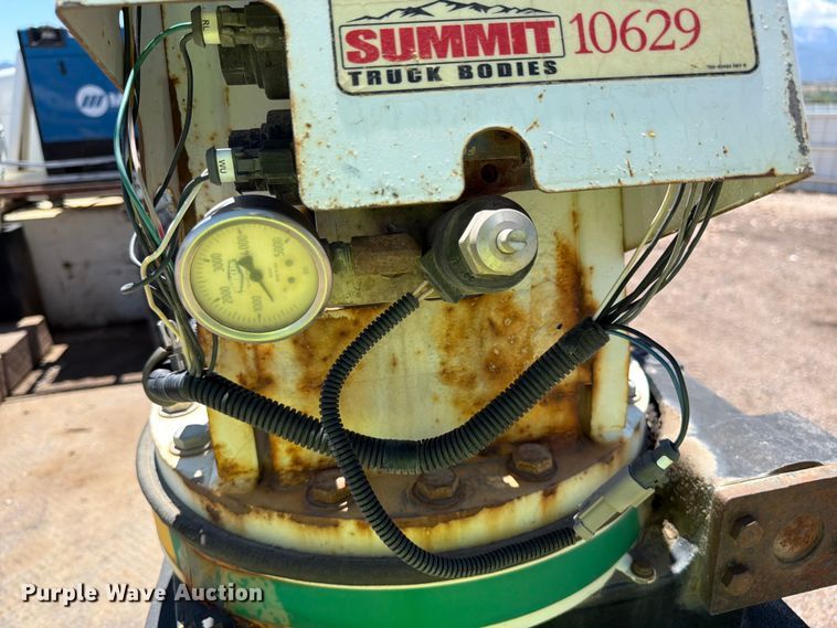 image for item YA3822 2013 Kenworth T370 utility / service truck