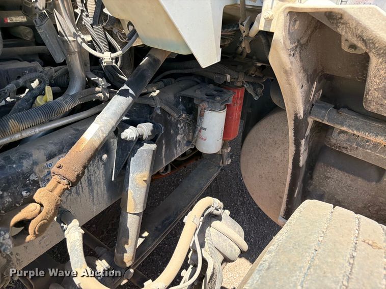image for item YA3822 2013 Kenworth T370 utility / service truck