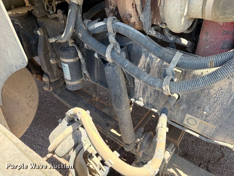 image for item YA3822 2013 Kenworth T370 utility / service truck