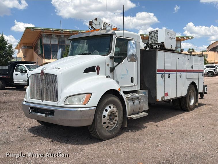 image for item YA3823 2015 Kenworth T370 utility / service truck