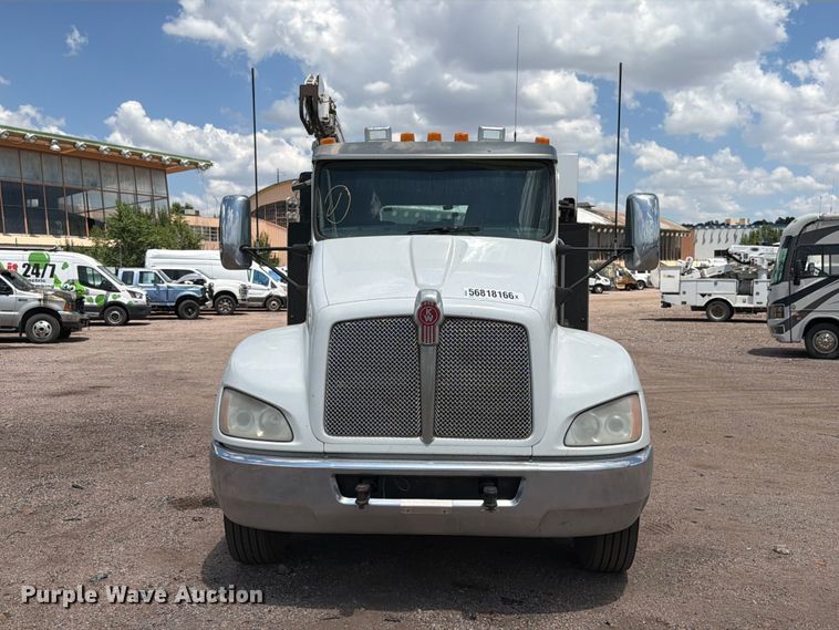image for item YA3823 2015 Kenworth T370 utility / service truck
