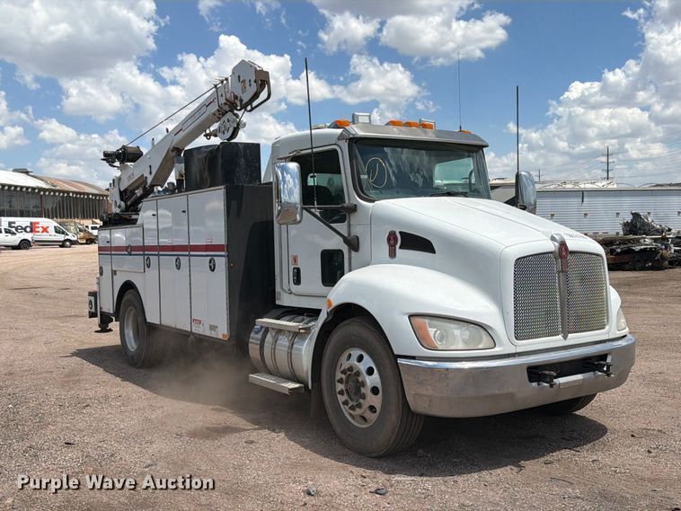 image for item YA3823 2015 Kenworth T370 utility / service truck