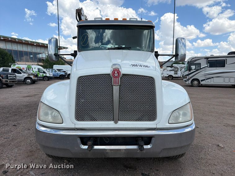 image for item YA3823 2015 Kenworth T370 utility / service truck