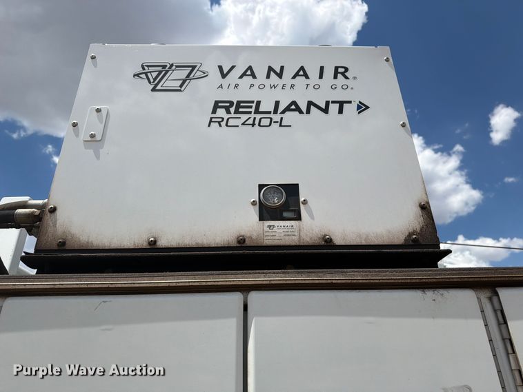 image for item YA3823 2015 Kenworth T370 utility / service truck