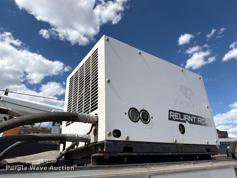 image for item YA3825 2015 RAM 5500 utility / service truck