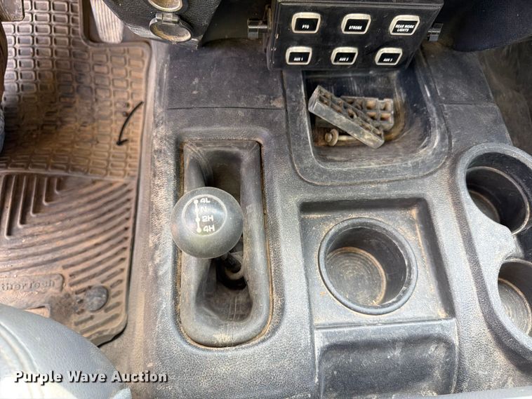 image for item YA3825 2015 RAM 5500 utility / service truck
