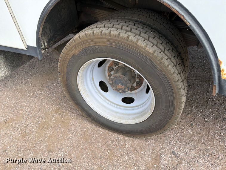 image for item YA3825 2015 RAM 5500 utility / service truck