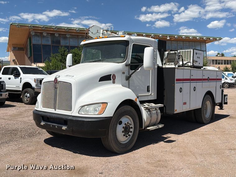 image for item YA3828 2013 Kenworth T370 utility / service truck