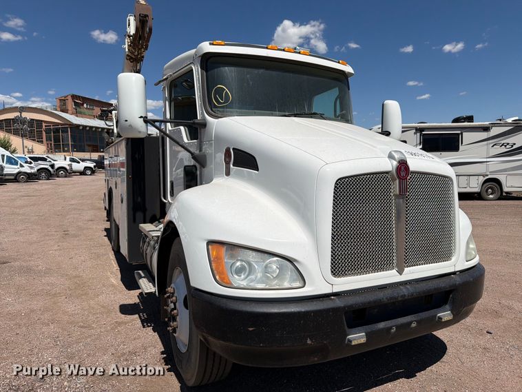 image for item YA3828 2013 Kenworth T370 utility / service truck
