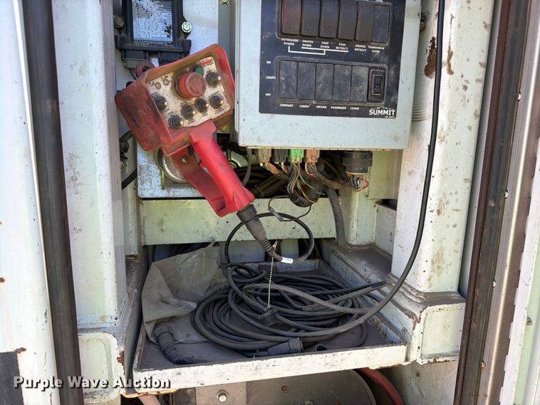 image for item YA3828 2013 Kenworth T370 utility / service truck