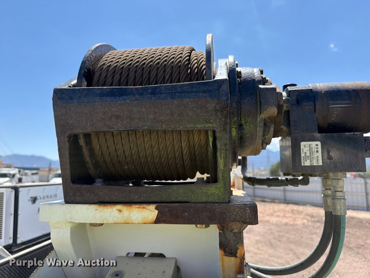image for item YA3828 2013 Kenworth T370 utility / service truck