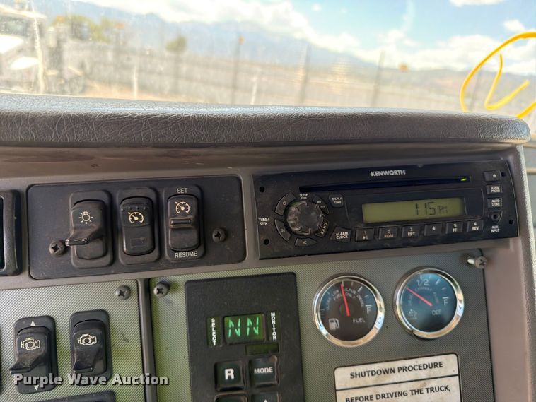 image for item YA3828 2013 Kenworth T370 utility / service truck