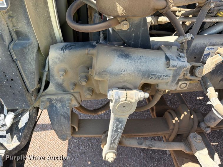 image for item YA3828 2013 Kenworth T370 utility / service truck